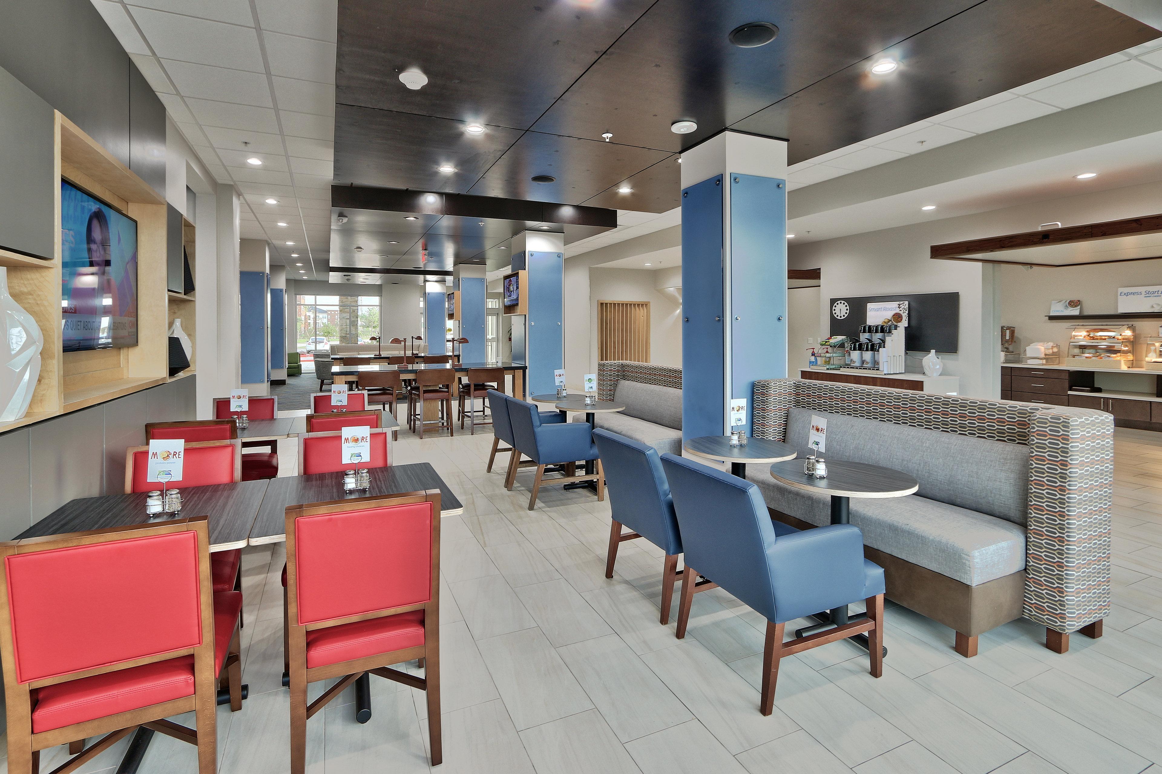 Holiday Inn Express & Suites - Houston East - Beltway 8 By Ihg Cloverleaf Екстериор снимка