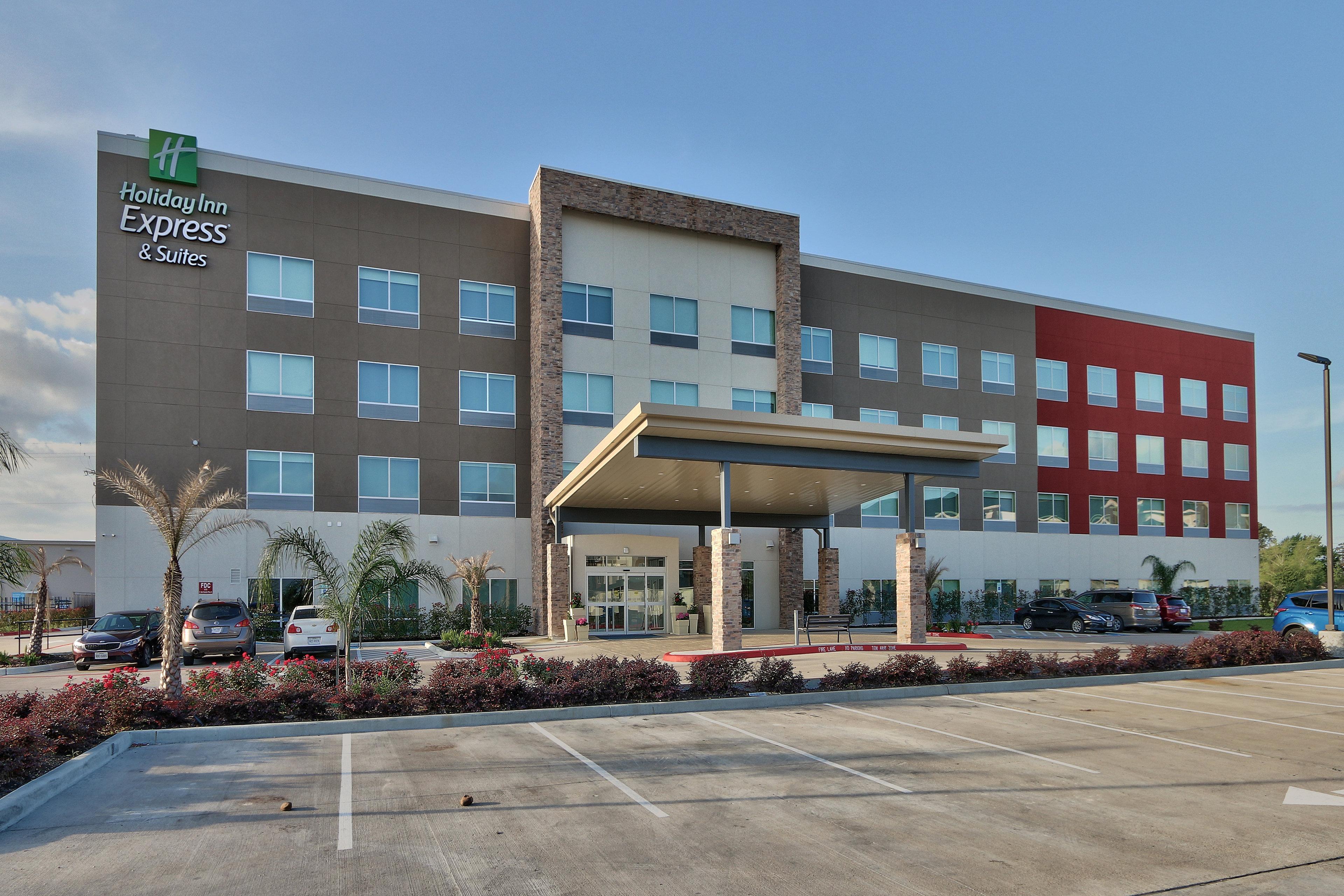 Holiday Inn Express & Suites - Houston East - Beltway 8 By Ihg Cloverleaf Екстериор снимка
