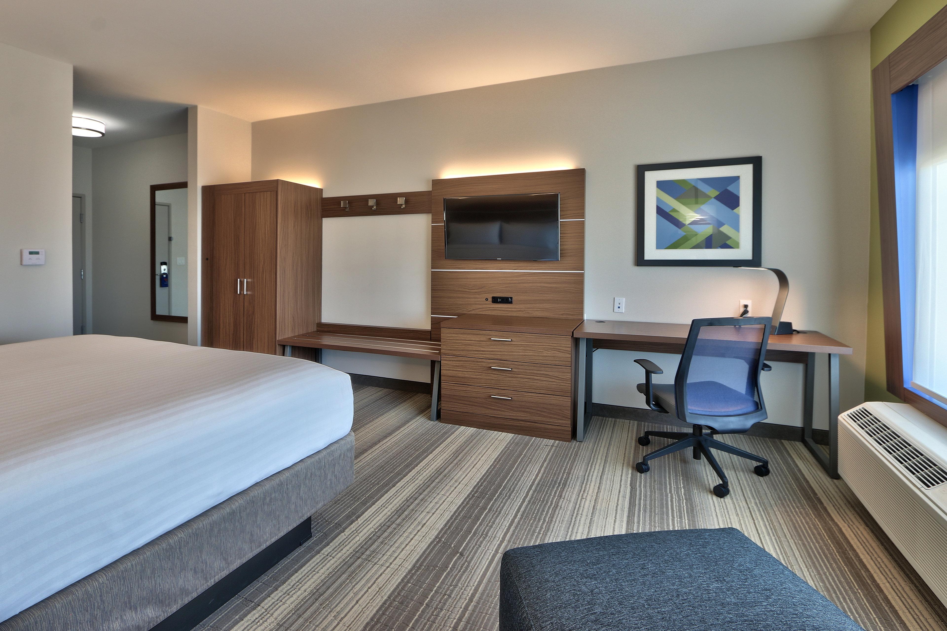 Holiday Inn Express & Suites - Houston East - Beltway 8 By Ihg Cloverleaf Екстериор снимка